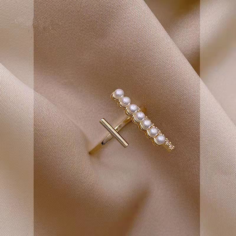 High-grade Light Luxury Design Ring Women's Fashion Temperamental Minority Exquisite